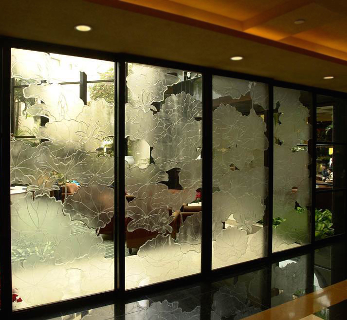 перегородка стекло маки