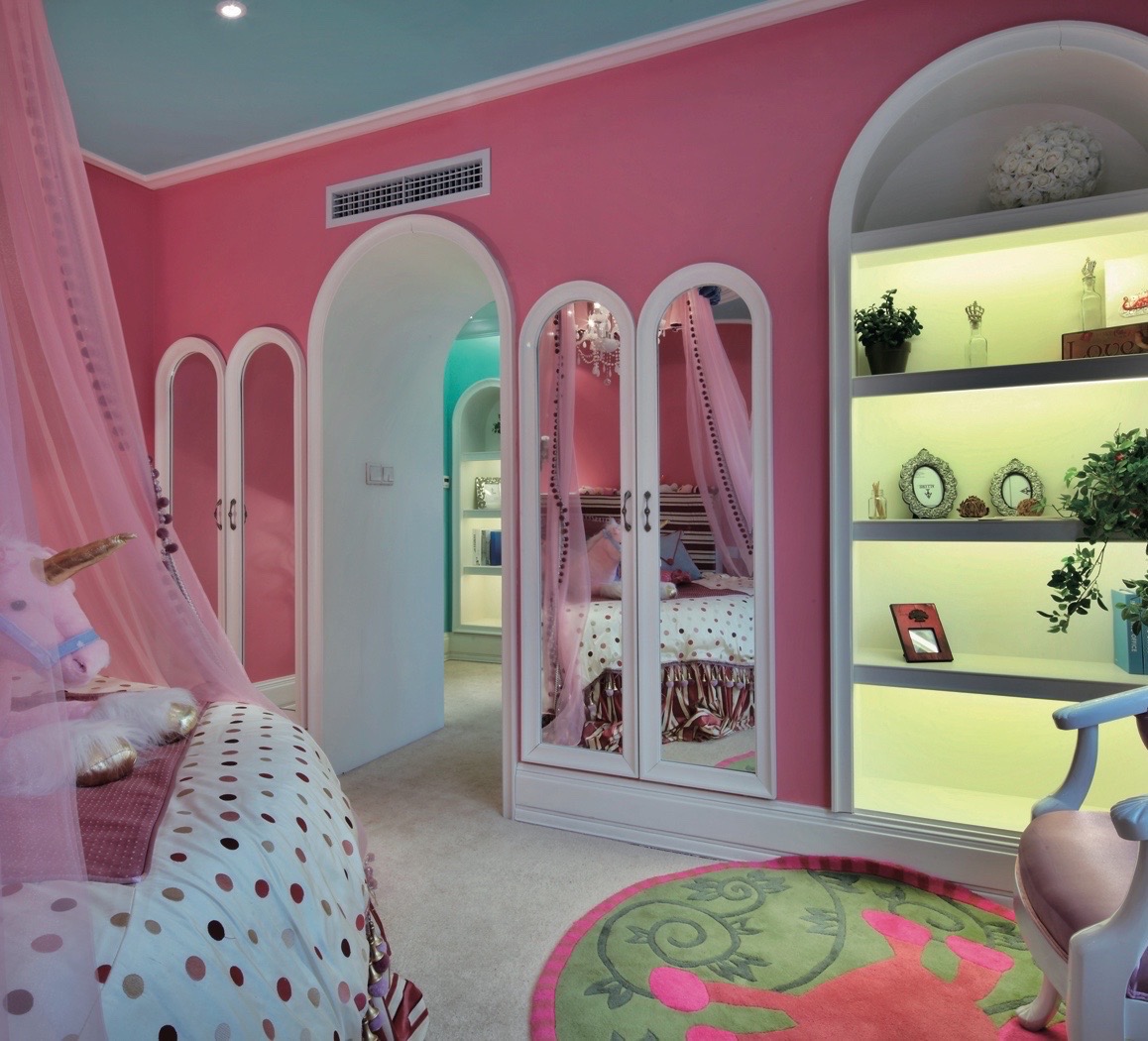 зеркальные двери