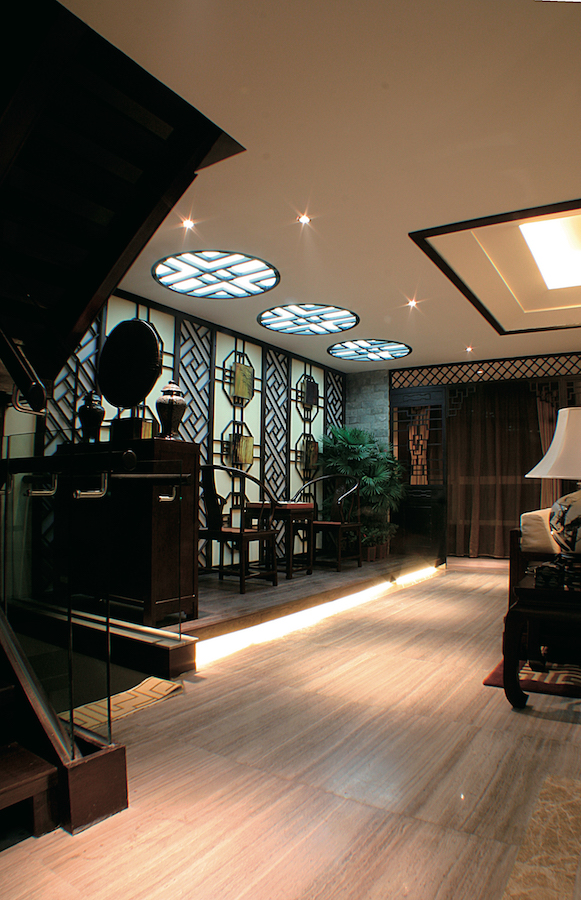 потолочный витраж в азиатском стиле