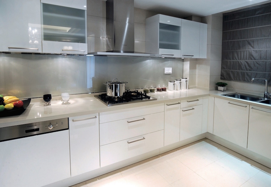 Окрашенное стекло "серебро"