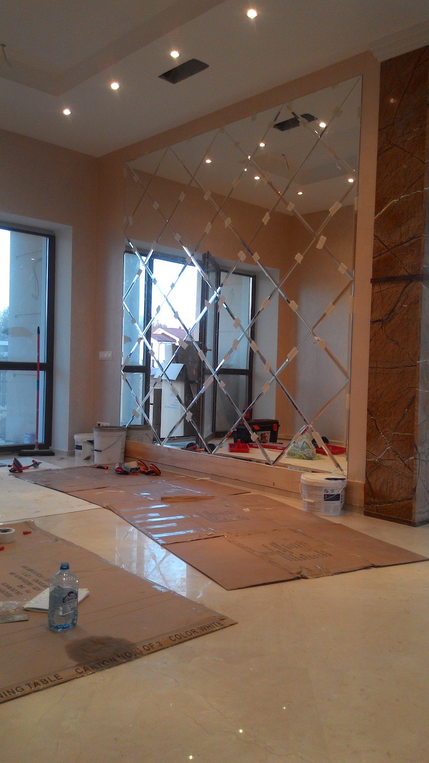 монтаж зеркального панно +на стену цена