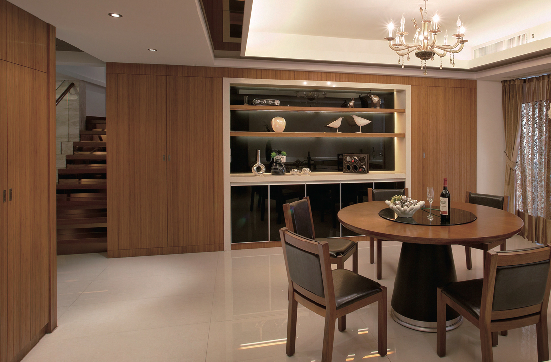 черное стекло ниша с полками