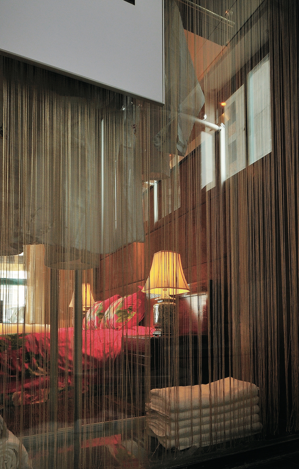 стеклянные перегородки для зонирования