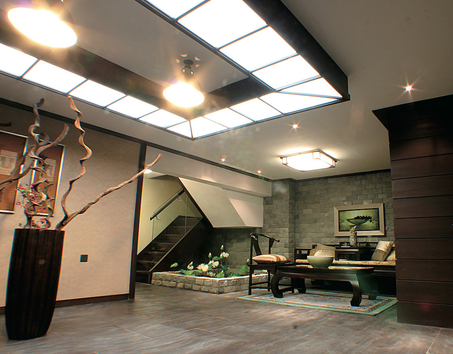 стеклянный потолок в коробе