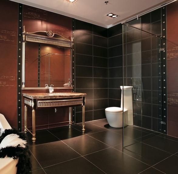 Стеклянное ограждение душевой