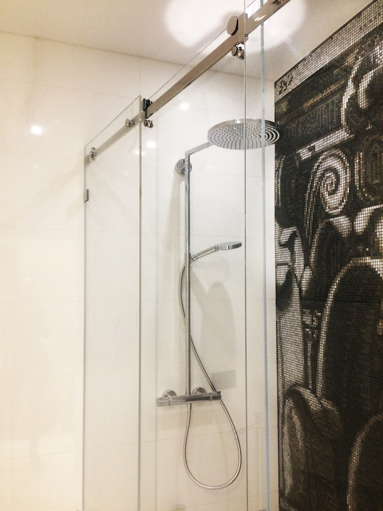 душевые двери раздвижные