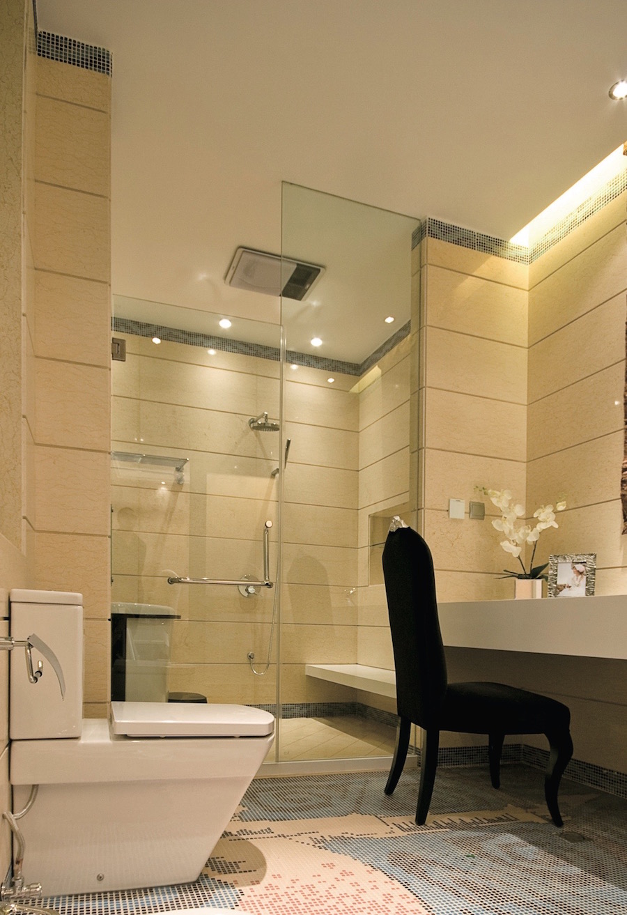 Экран из закаленного стекла