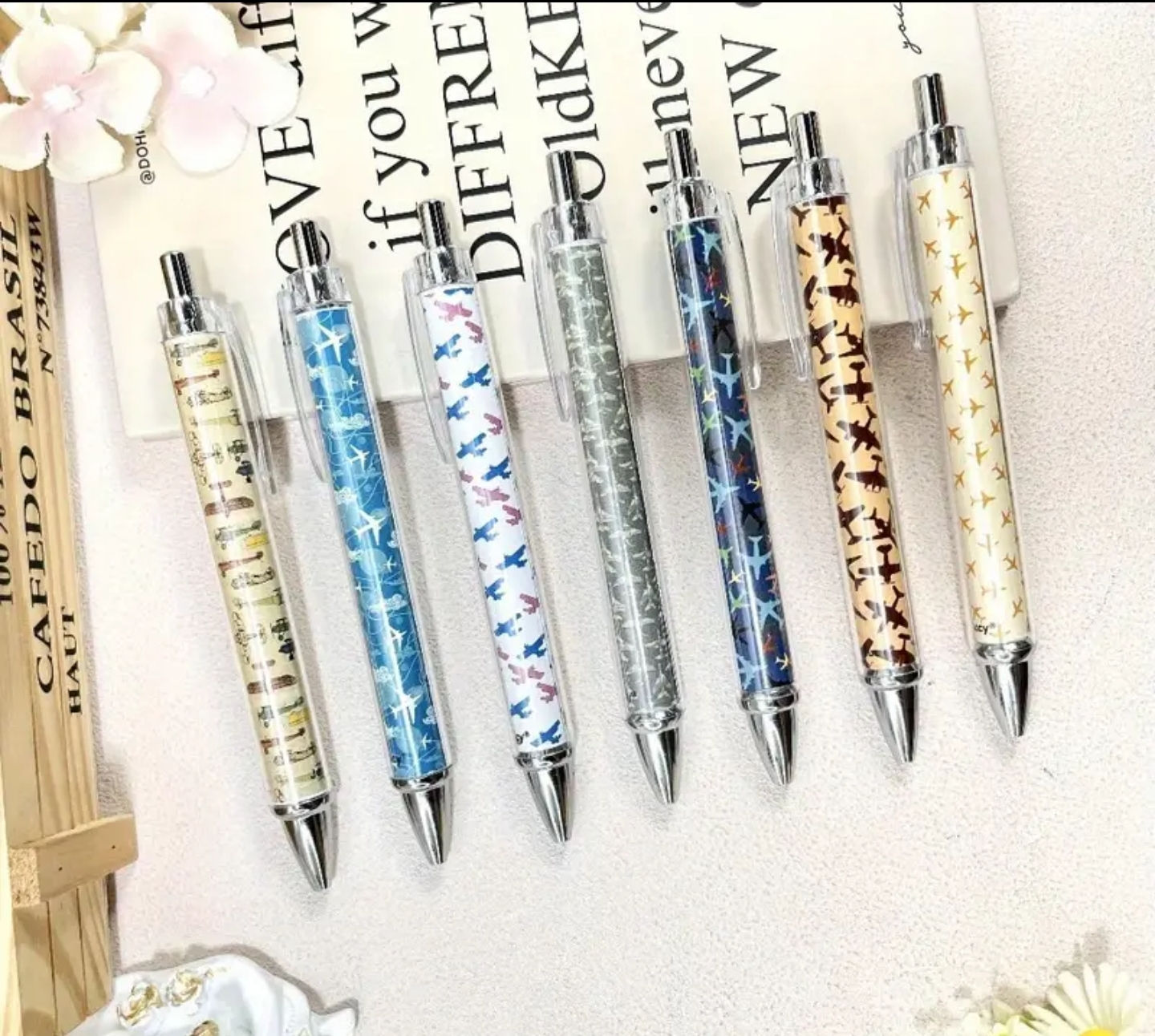 Random Airplane Pen