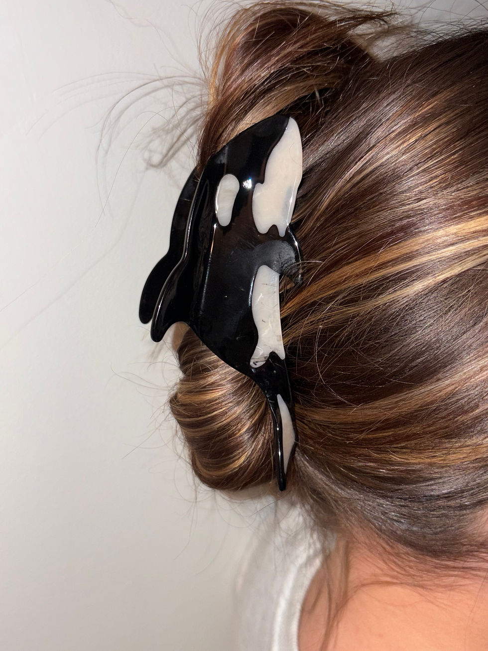 Thumbnail: Orca Whale Hair Clip