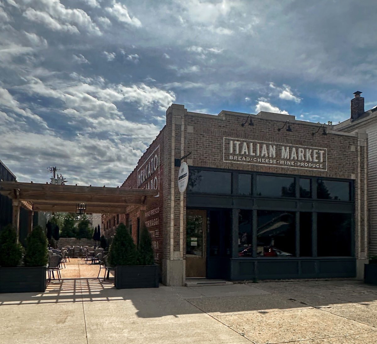 Antonuccio's Italian Market