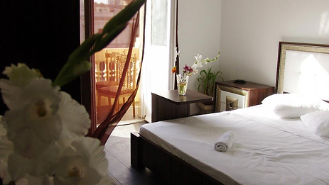 Hotel Gift Shop: "Convenient gift shop inside the hotel offering souvenirs and essentials.