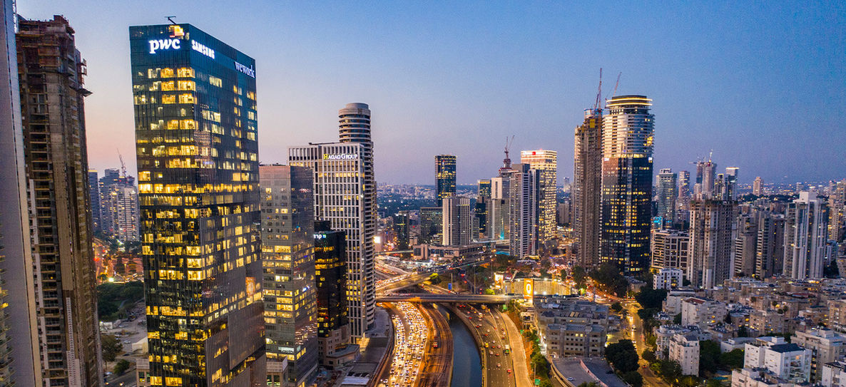 azrieli-town3-slider.jpeg