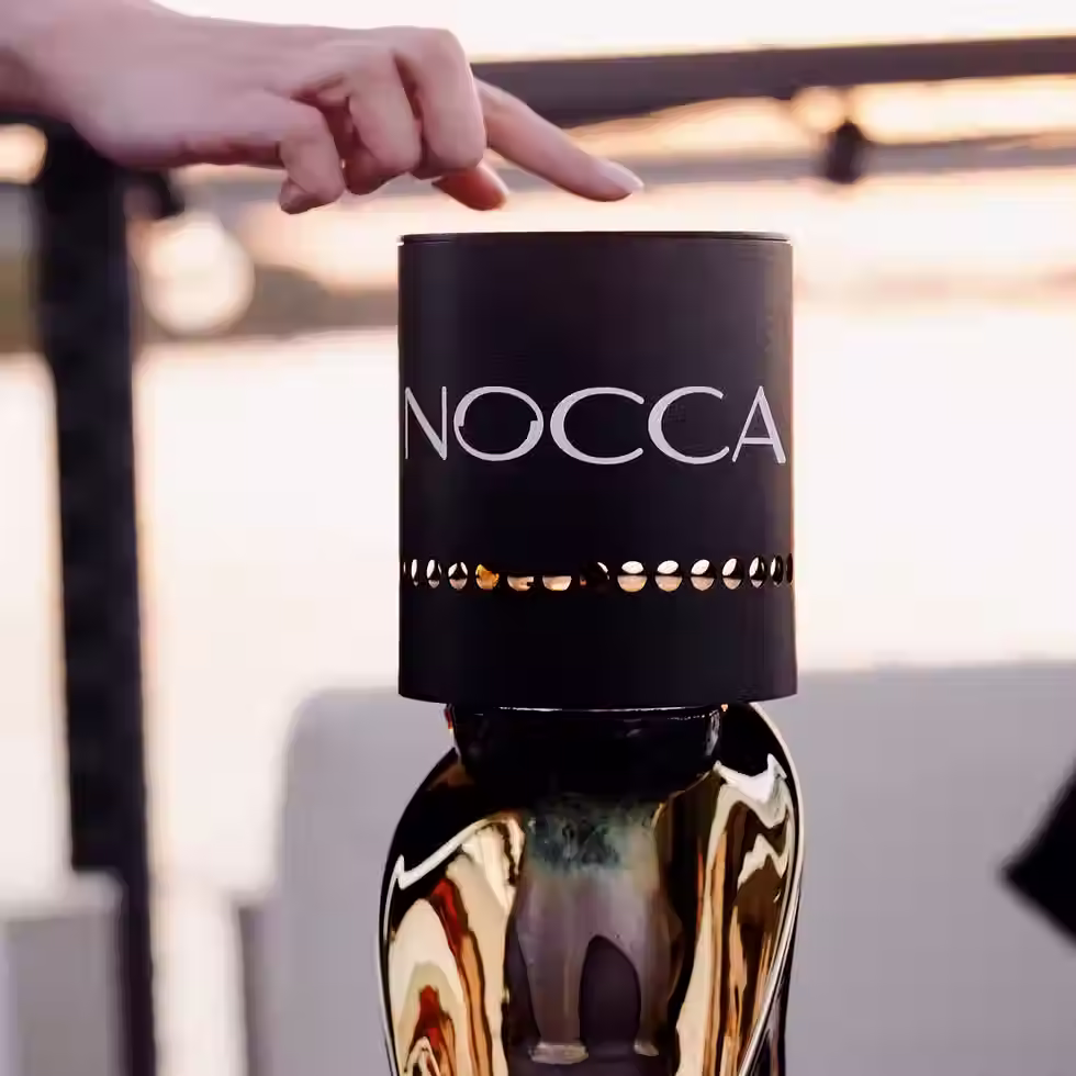 NOCCA is a fully electric, wireless, and charcoal-free Electronic Heat Management System (eHMS) for shisha