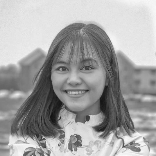 Quynh Mai Headshot