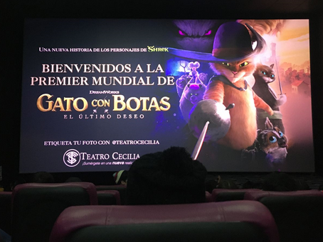 ¡PAMPLONA DE PREMIER CON LA PELÍCULA GATO CON BOTAS!