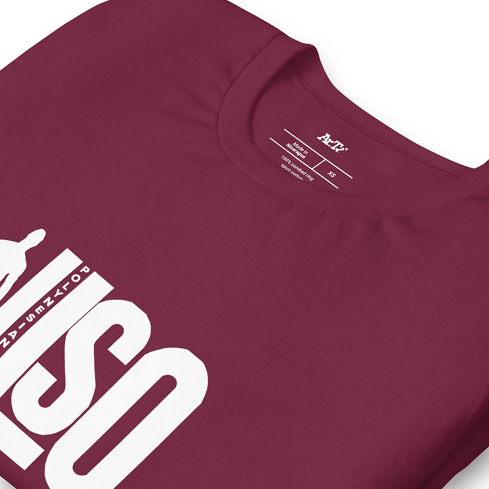 Thumbnail: Casual tee in brick red close-up inside label