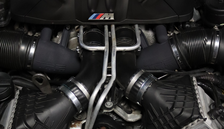BMW M5 F10 TURBO INLETS