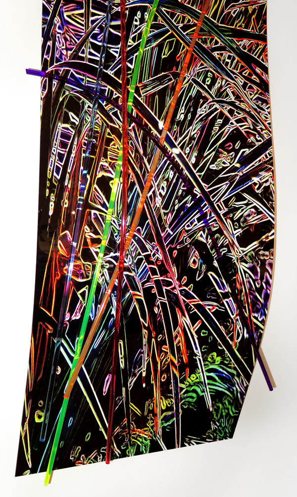 Neon Grass-Detail
