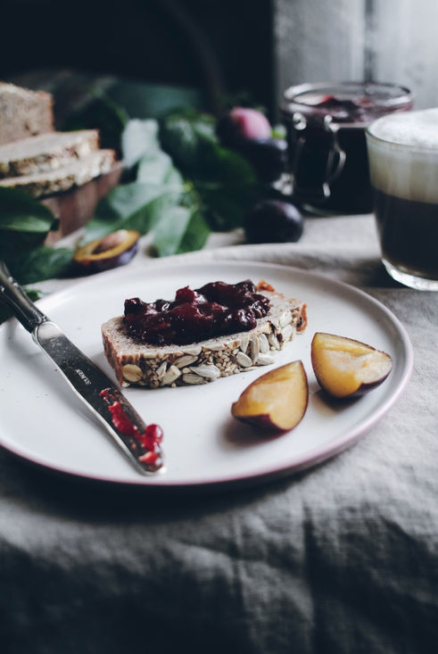 Homemade No-Yeast Bread & Plum Marmalade