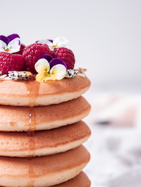 Fluffy Vanilla Pancakes