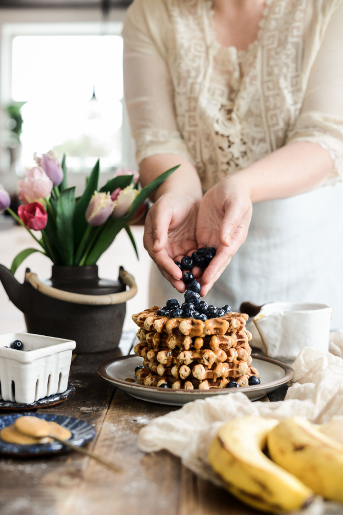 vegan waffles, vegan breakfast, waffles, ewaffle recipe