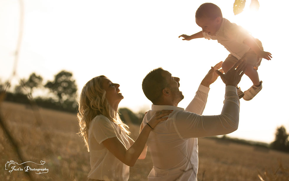 Nouveau Né Naissance Famille Justine B Photographe Just'in Photography Grenoble Bourgoin Lyon Voiron Rives Beaurepaire Saint Marcellin Tullins Voreppe Moirans Chambery Lyon Vienne 