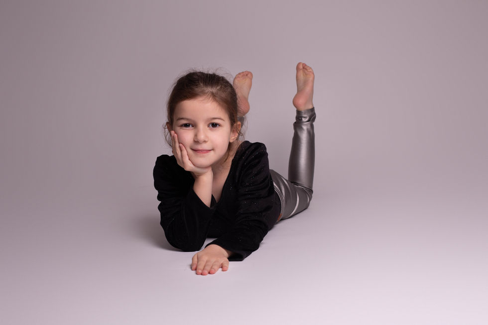 Enfants photo Isere Grenoble Voiron Isere saint marcellin bebe photographe Meylan corenc Bourgoin beaurepaire saint marcellin sassenage seyssins echirolles Saint Martin d'heres