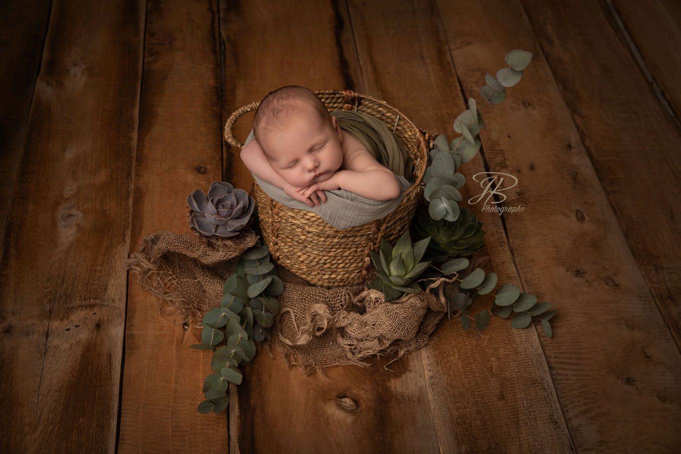 Nouveau né naissance séance photo photographe photographie bourgoin Grenoble voiron beaurepaire meylan corenc