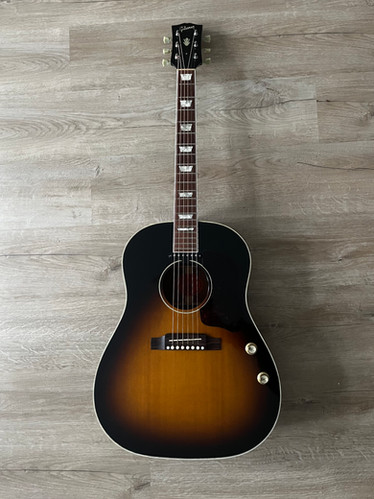 Gibson J-160 E, 2001 | Daughtersons Guitars