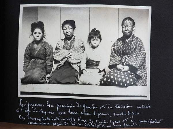 Lépreuses de Koyama Source : Bibliothèque de l'Académie nationale de médecine
