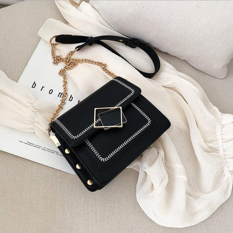 サムネイル： Shoulder Cross Chain Strap Handbag