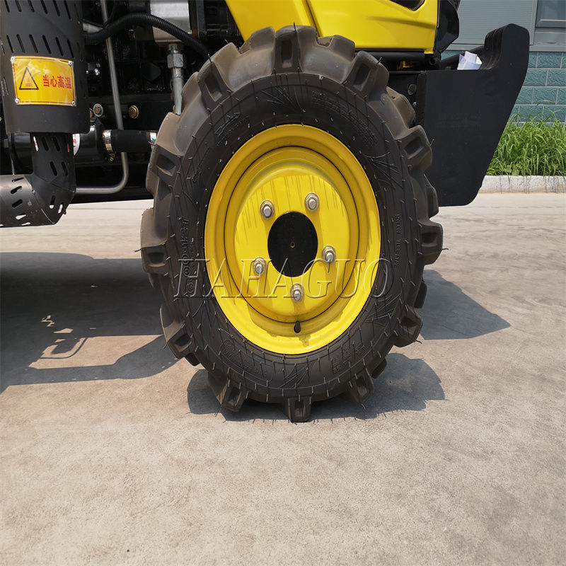 थंबनेल: 4x4 Mini Tractors Farm Construction Four Wheeled Tractors