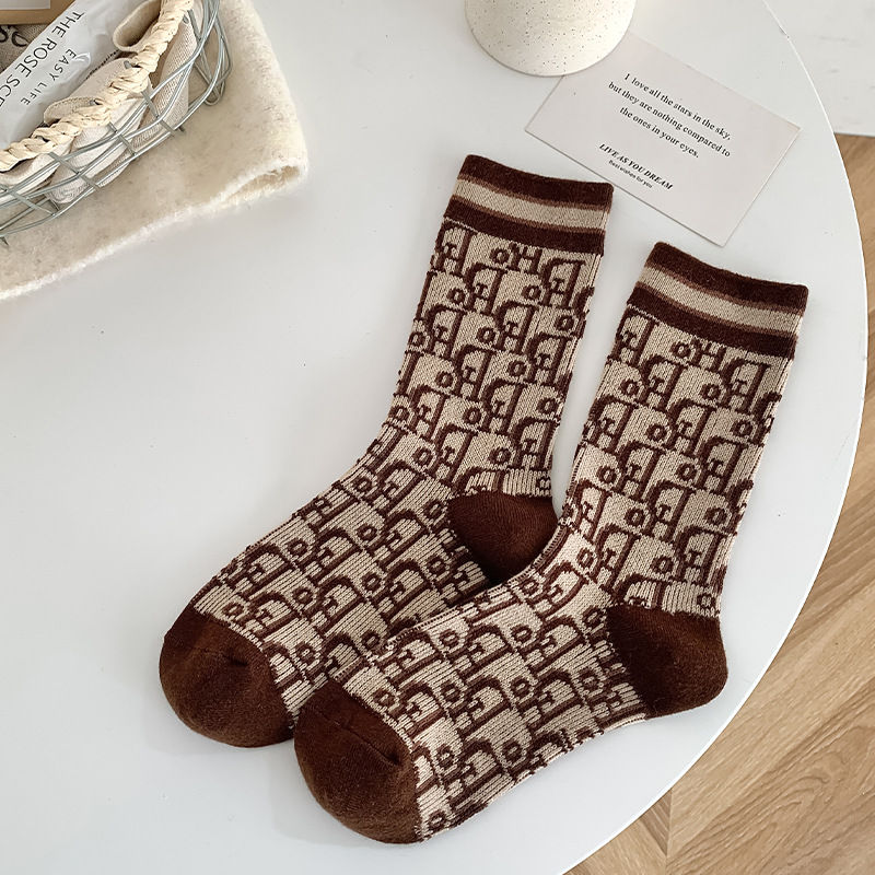 Thumbnail: Luxury Wool Warm Socks Style Letters Pattern Solid Color Socks Breathable