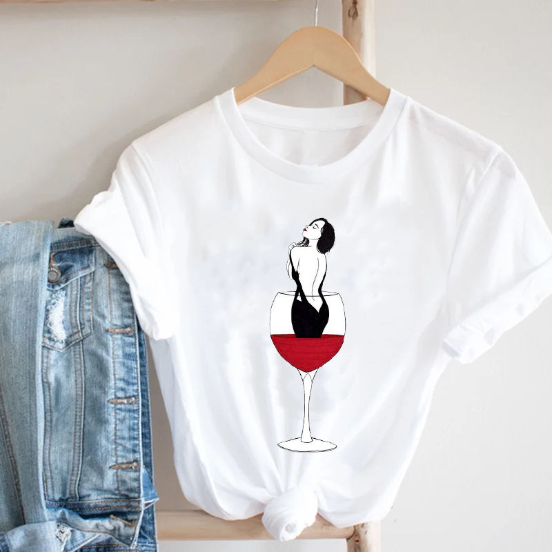 תמונה ממוזערת: Women Printing Clothing Wine Lady Short Sleeve Casual 90s Cartoon Fashion 