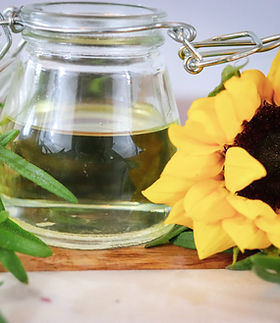 Sunflower Oil_edited.jpg