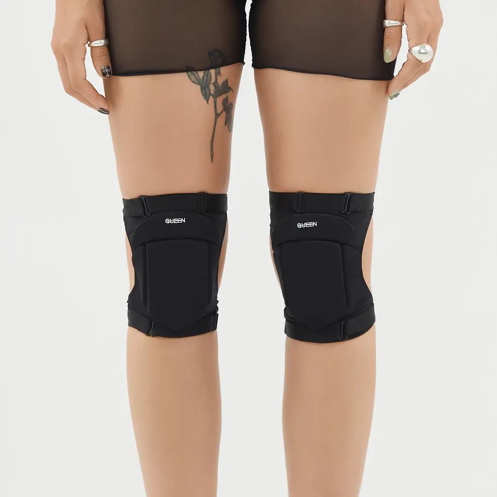 Thumbnail: Queen Wear PRO 5 EASY TOUCH – Black Adjustable Knee pads