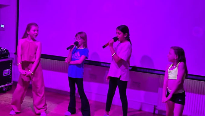 Tik Tok Meets Old School Pop!