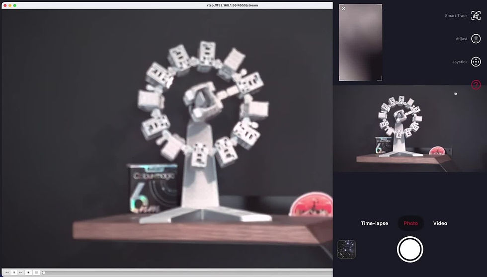 The same Seestar indoor live view displayed in VLC and in the Seestar app.
