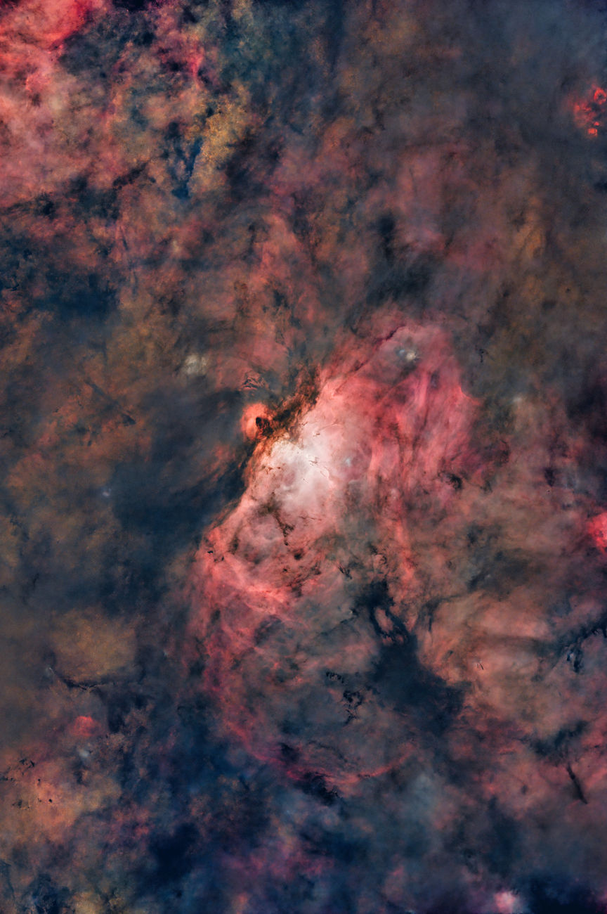 M16 - The Eagle Nebula & The Pillars of Creation