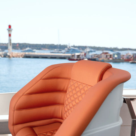 Besenzoni Helm seat P 397 MEDUZA installer