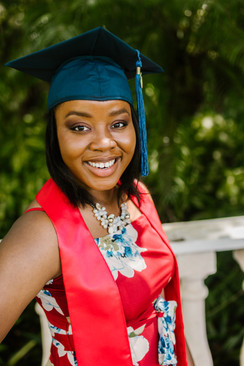 Stephanie_graduation-35.jpg