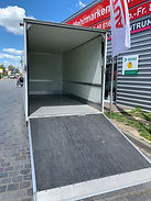 Transporter_Möbelkoffer_mieten_(2).jpeg