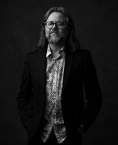 Author pic #2.jpg