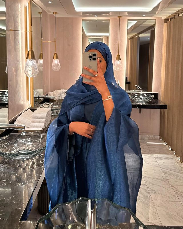 Hoor Abaya in royal blue 💙