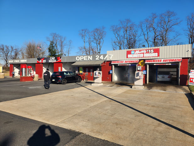Red Rhino Car Wash located at 553 Lincoln Hwy, Fairless Hills PA, 19030