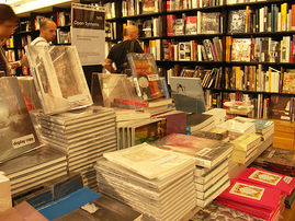 Museum Monday: Presentation Is Everything!