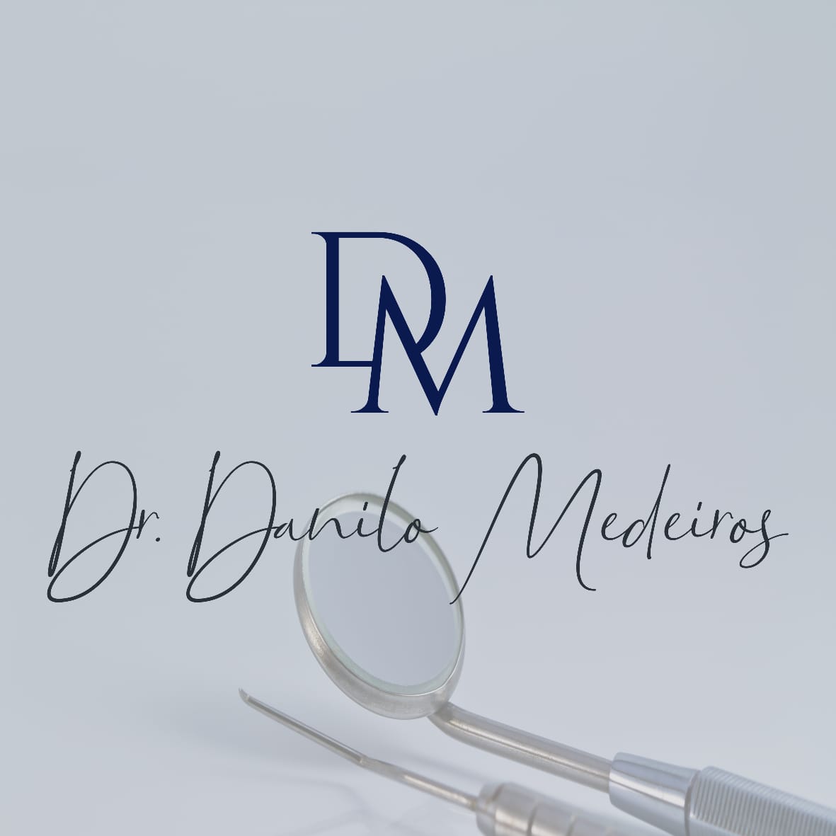 Dr Danilo Medeiros