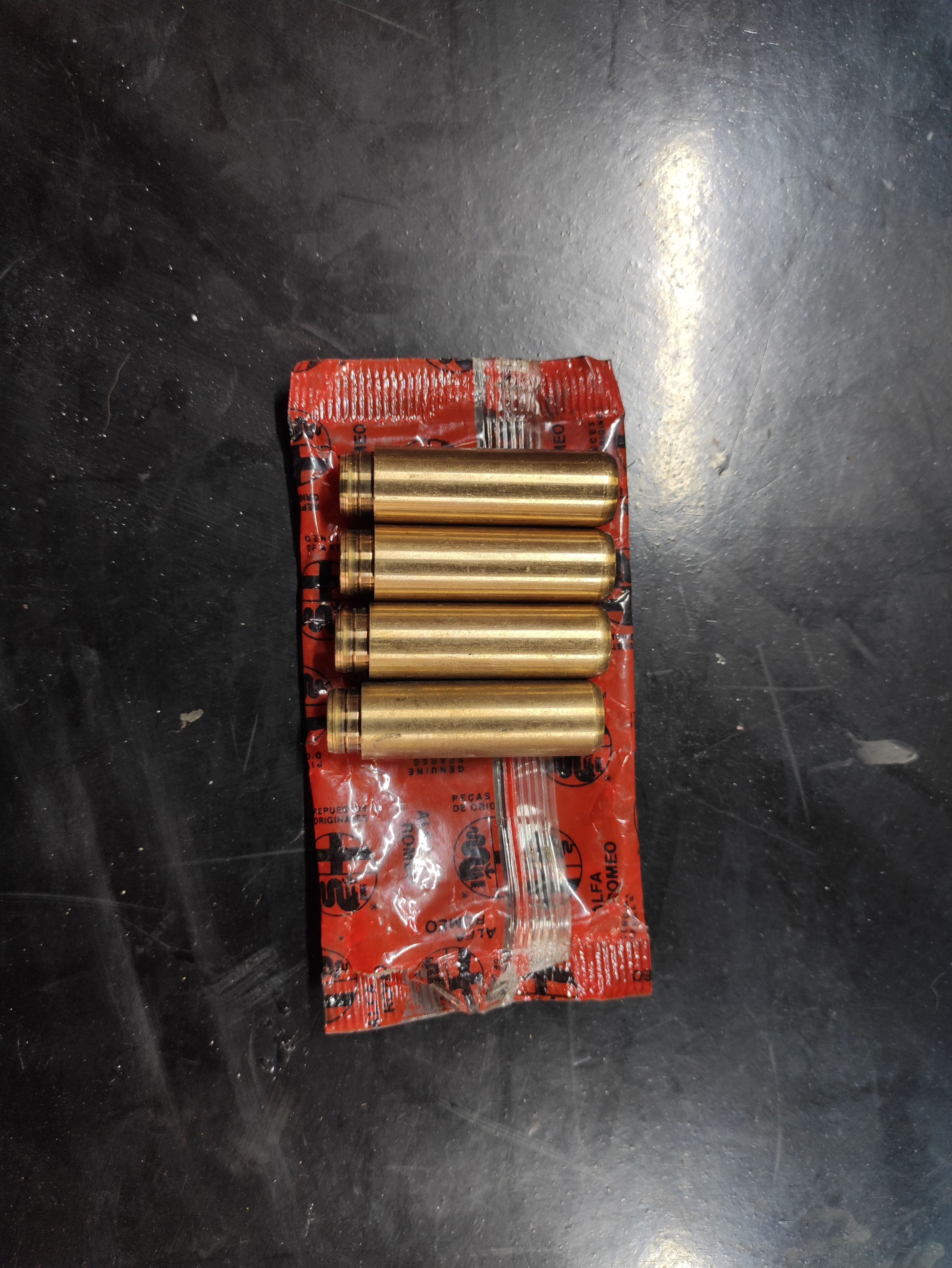 Guide valvole aspirazione