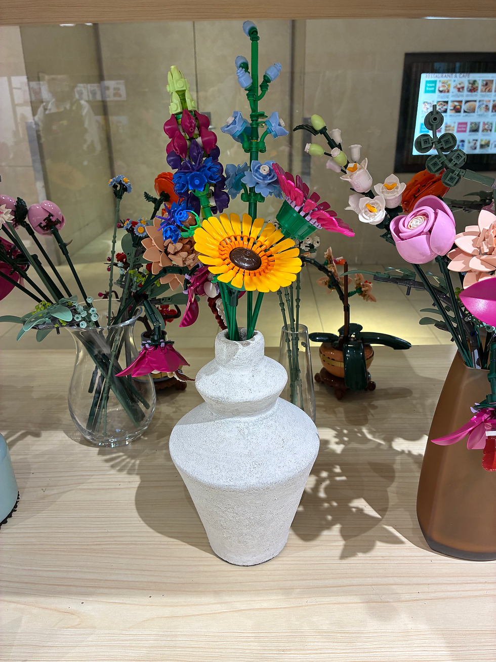 Image of flowers in a vase made of LEGOs