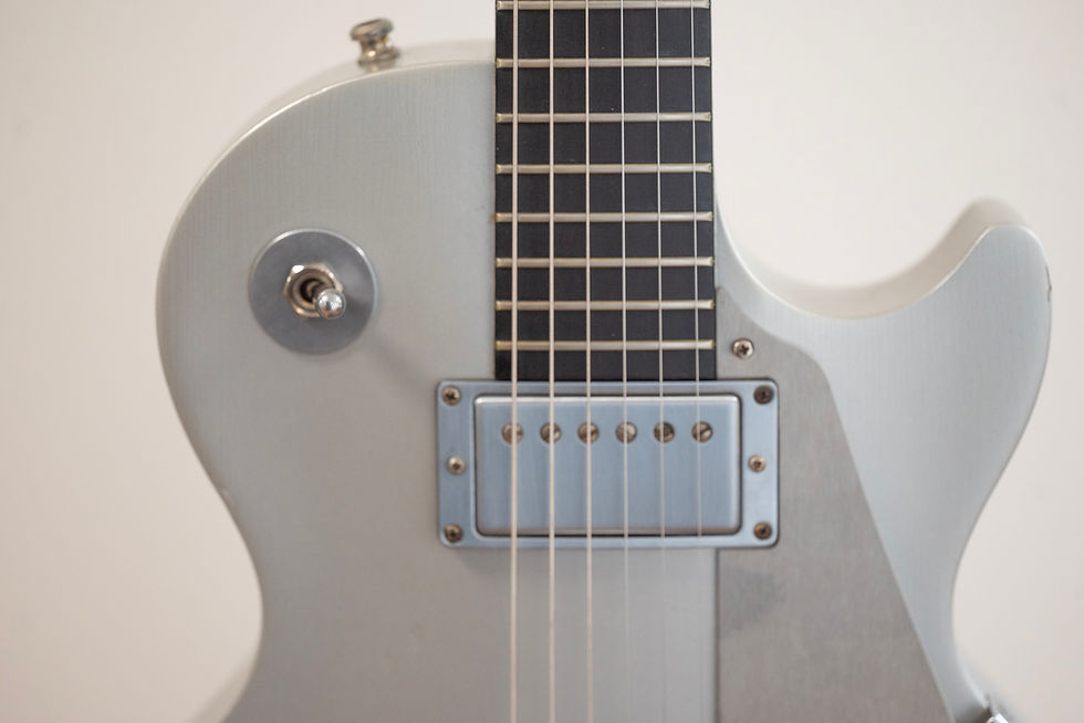 Thumbnail: 2005 Gibson USA Les Paul Studio Platinum